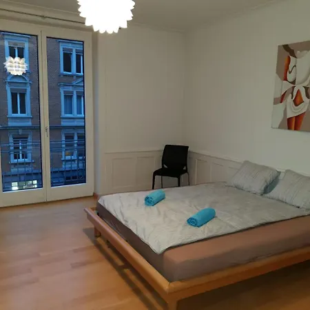 Homestay Zurich City Ξενοδοχείο