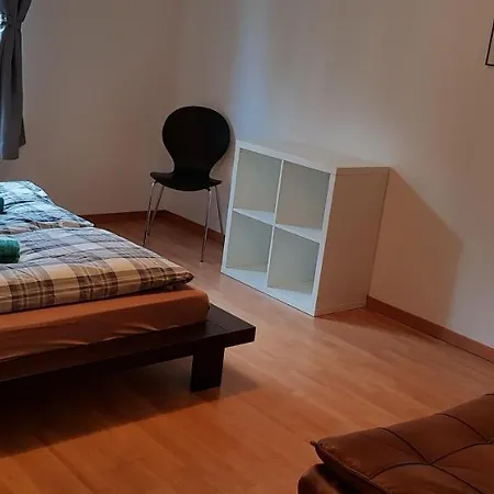 Homestay Zurich City Ξενοδοχείο *